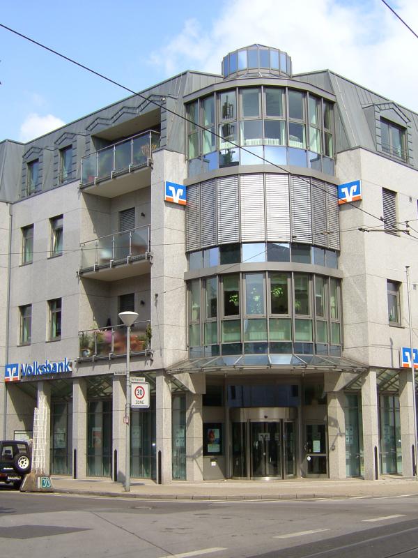 Bank- und Wohngebäude - Krefeld